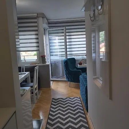 Dora Lux & Free Indoor Parking Appartamento *